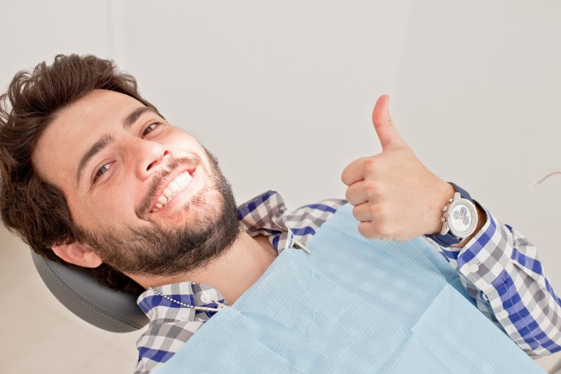 Dental Crowns vs Porcelain Veneers